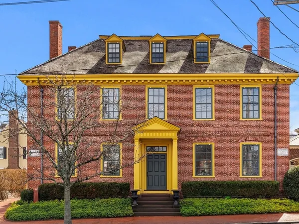 $3,750,000 | 17 Federal Street, Newburyport, MA 01950