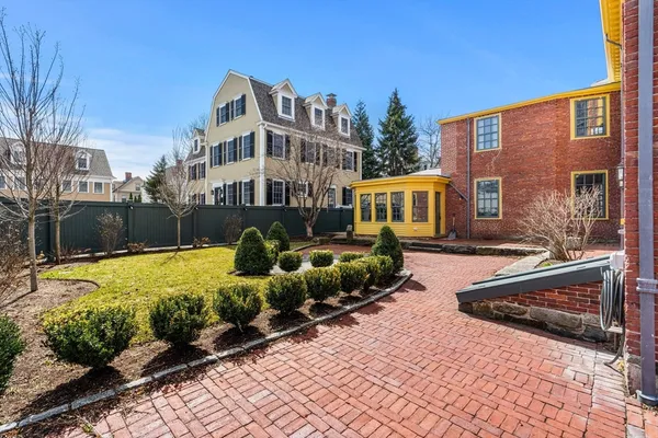 $3,750,000 | 17 Federal Street, Newburyport, MA 01950