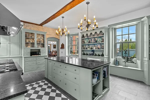 $3,750,000 | 17 Federal Street, Newburyport, MA 01950