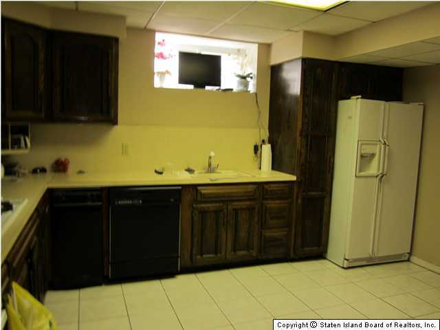 179 Spring Street Staten Island, NY 10304 - Photo 10 of 20 Additional Photo