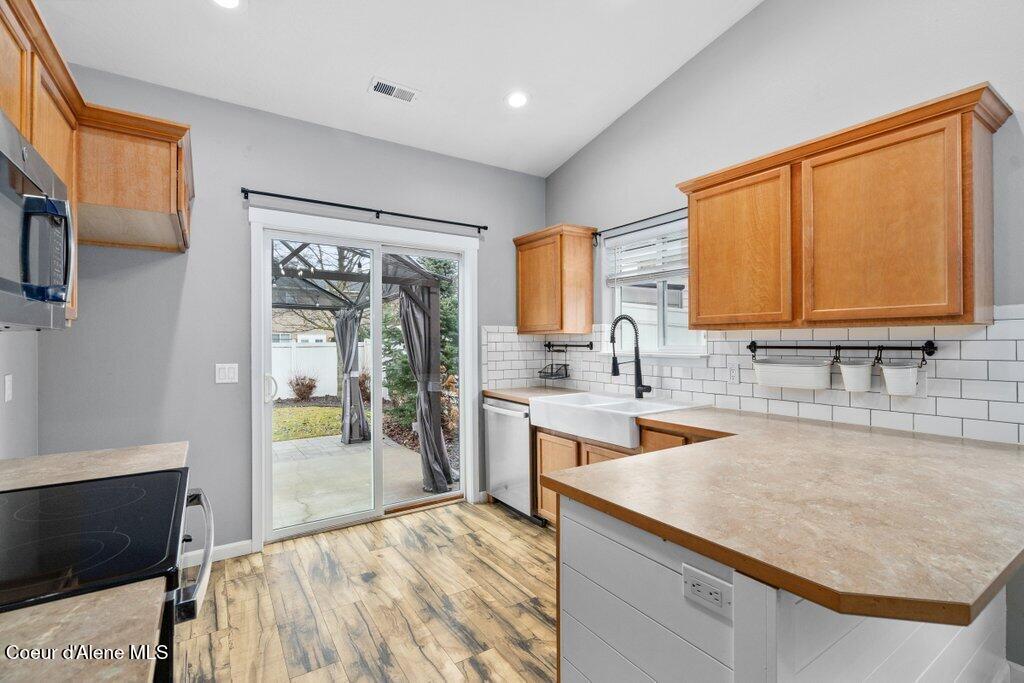 1366 North Brookhaven Lane Post Falls, ID 83854 - Photo 6 of 24 026-1366NorthBrookhavenLane-PostFalls-ID