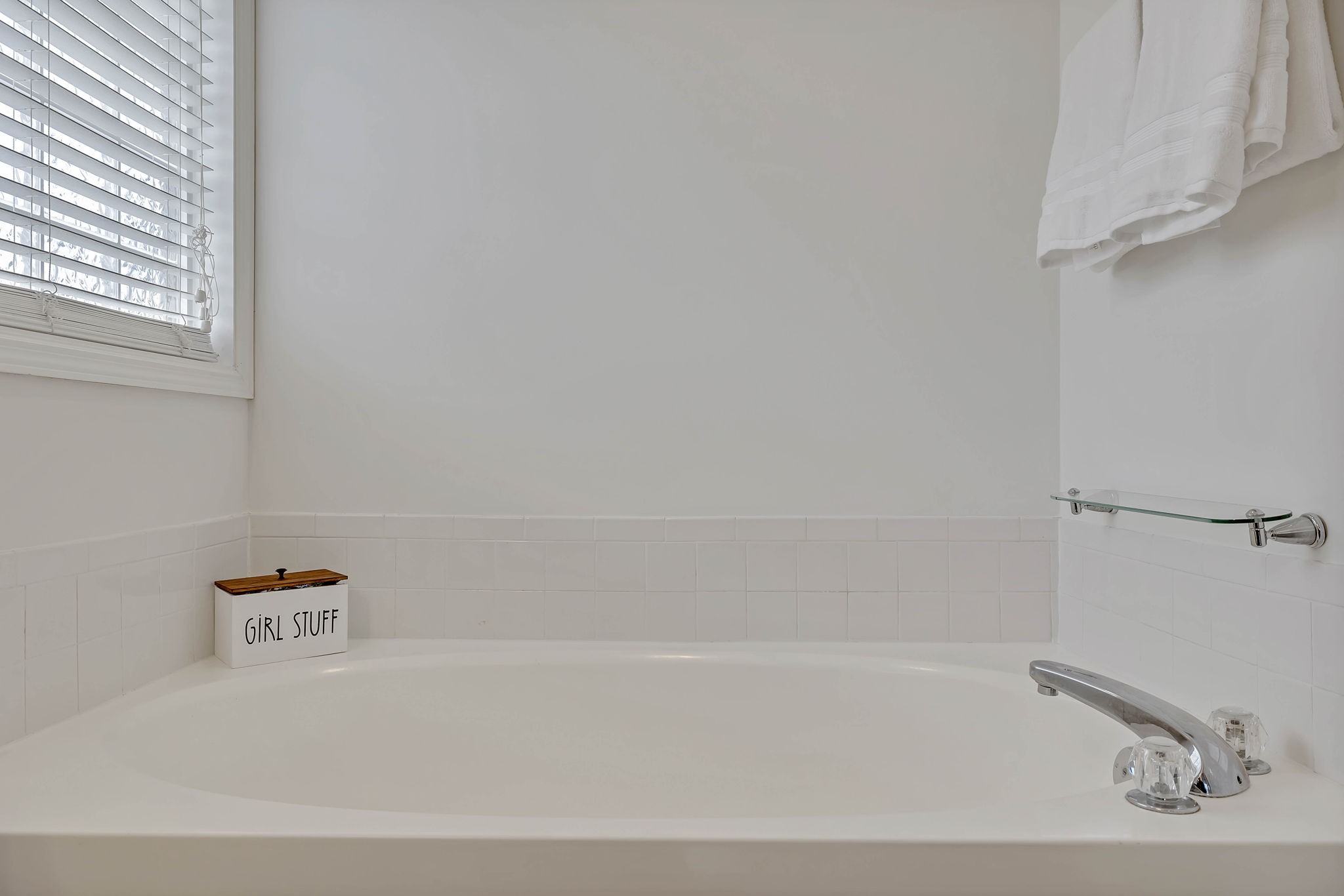 3309 Cornerstone Drive Murfreesboro, TN 37128 - Photo 28 of 43 a bathroom with a bathtub
