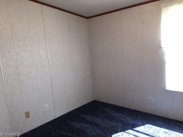 997 Riverview Rd Extension Lexington, NC 27292 - Photo 11 of 12 Gallery Image 11