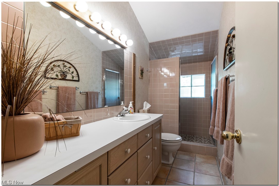 3222 Kersdale Road Pepper Pike, OH 44124 - Photo 22 of 35 Full bath #2