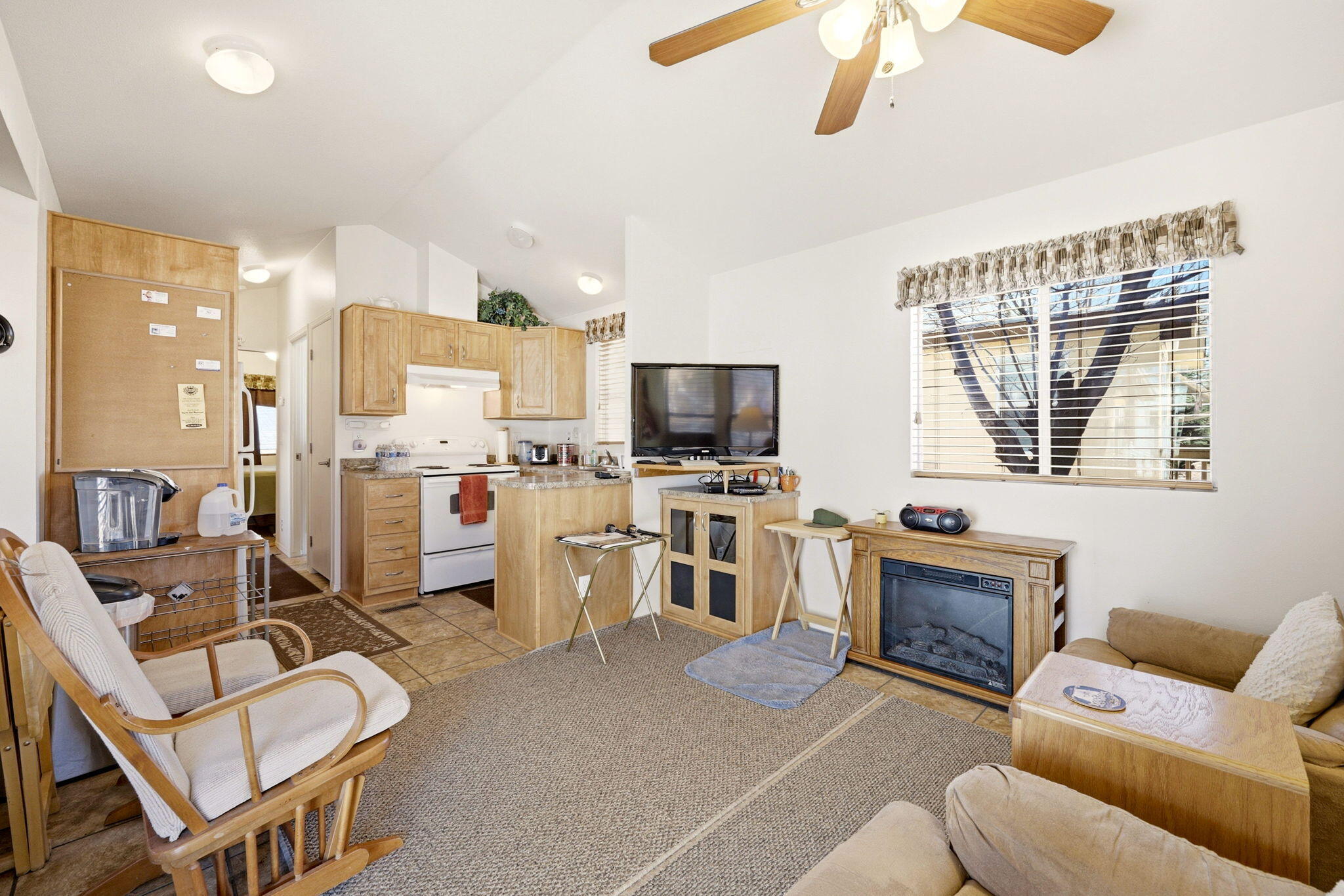 2703 Rustlers Roost Overgaard, AZ 85933 - Photo 8 of 33