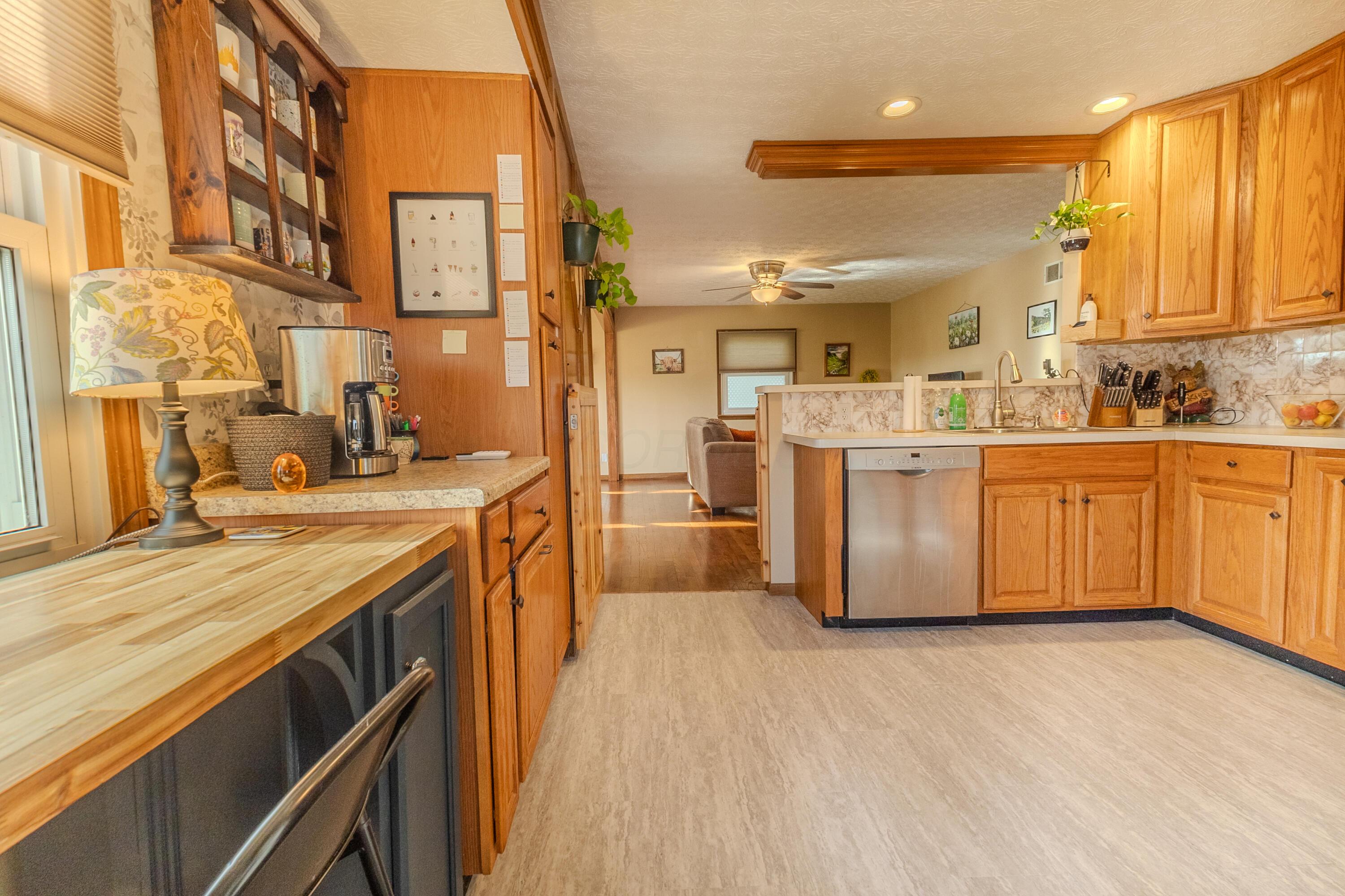 6780 Weldon Road Plain City, OH 43064 - Photo 13 of 34 Kitchen
