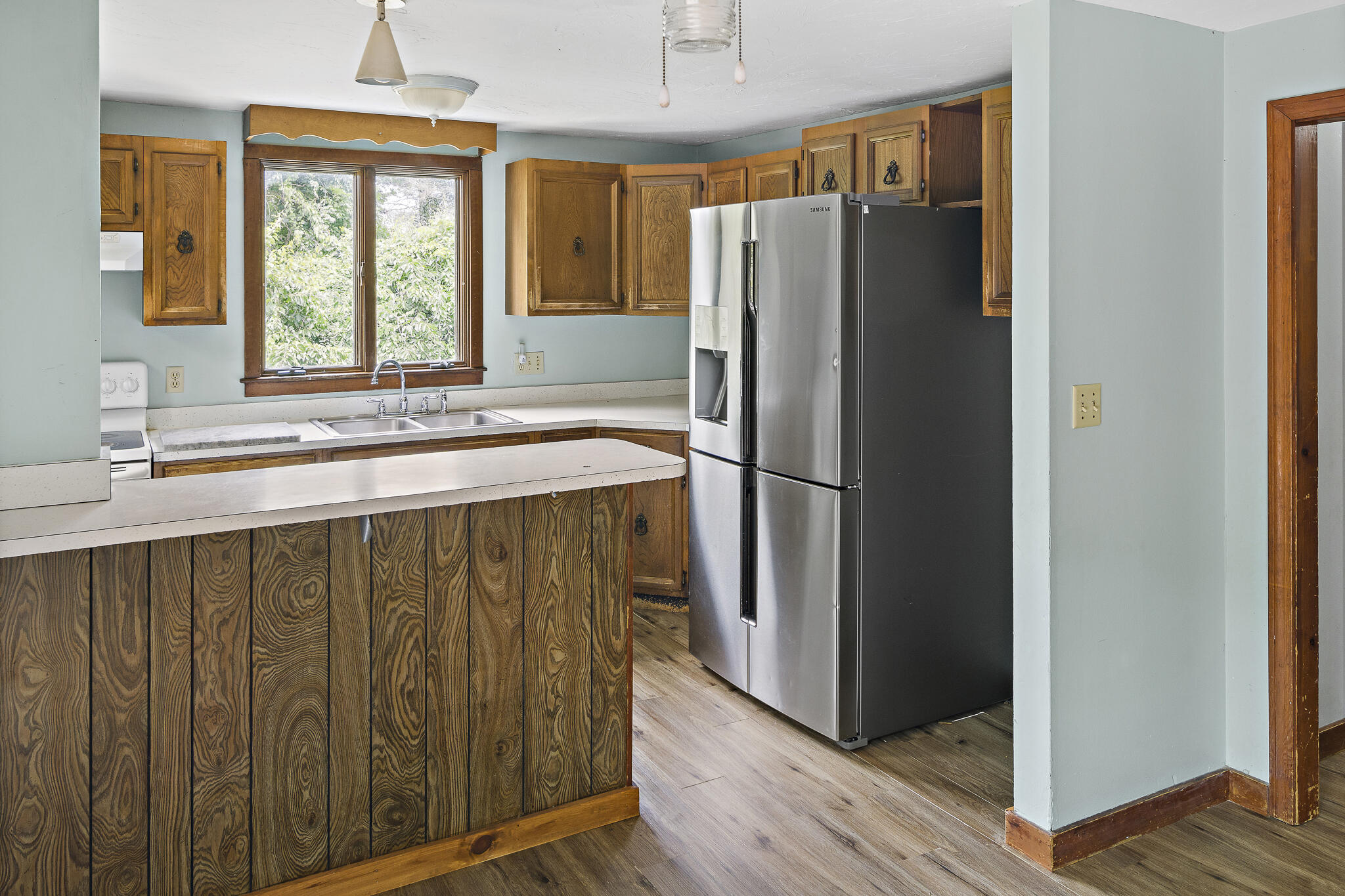 195 County Road Oak Bluffs, MA 02557 - Photo 11 of 24 Kitchen