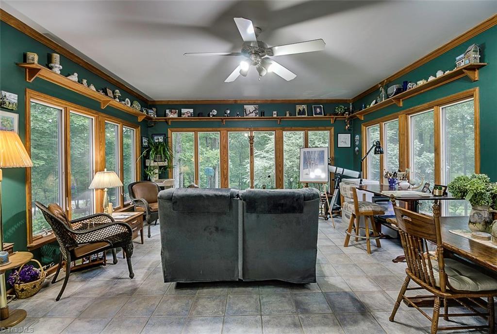 4045 Earnhardt Road Asheboro, NC 27205 - Photo 12 of 29 Sunroom