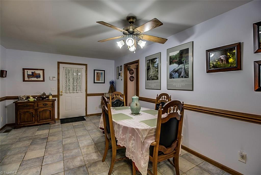 4045 Earnhardt Road Asheboro, NC 27205 - Photo 6 of 29 Eat-In Kitchen
