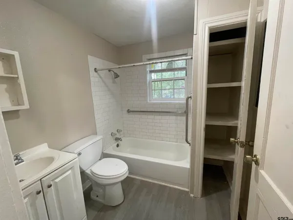 $1,500 | 1618 North Tenneha Avenue, Tyler, TX 75702