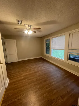 $1,500 | 1618 North Tenneha Avenue, Tyler, TX 75702