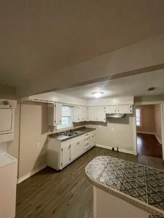 $1,500 | 1618 North Tenneha Avenue, Tyler, TX 75702