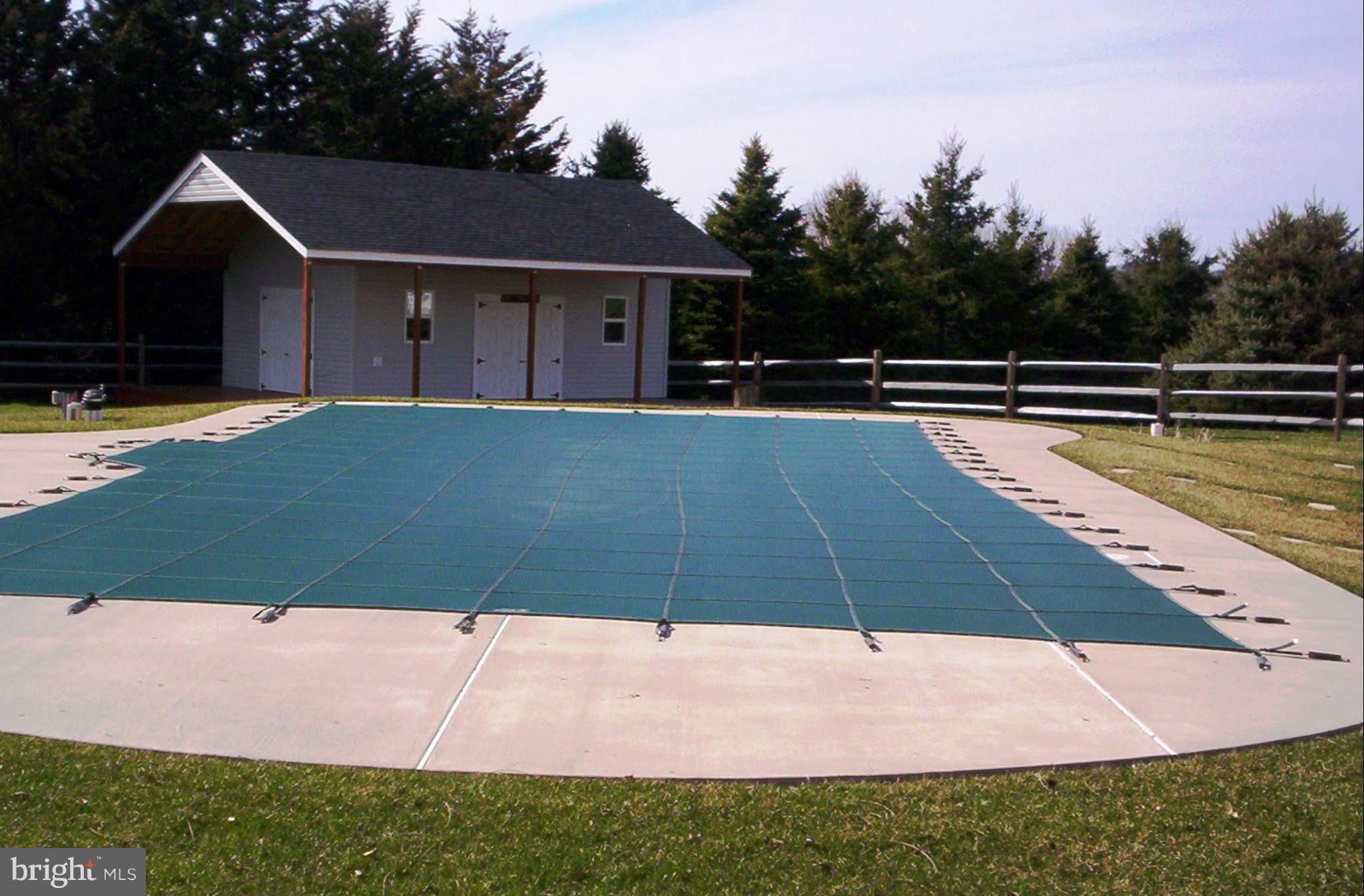 3226 Wheatfield Road Finksburg, MD 21048 - Photo 22 of 26 SPACIOUS pool