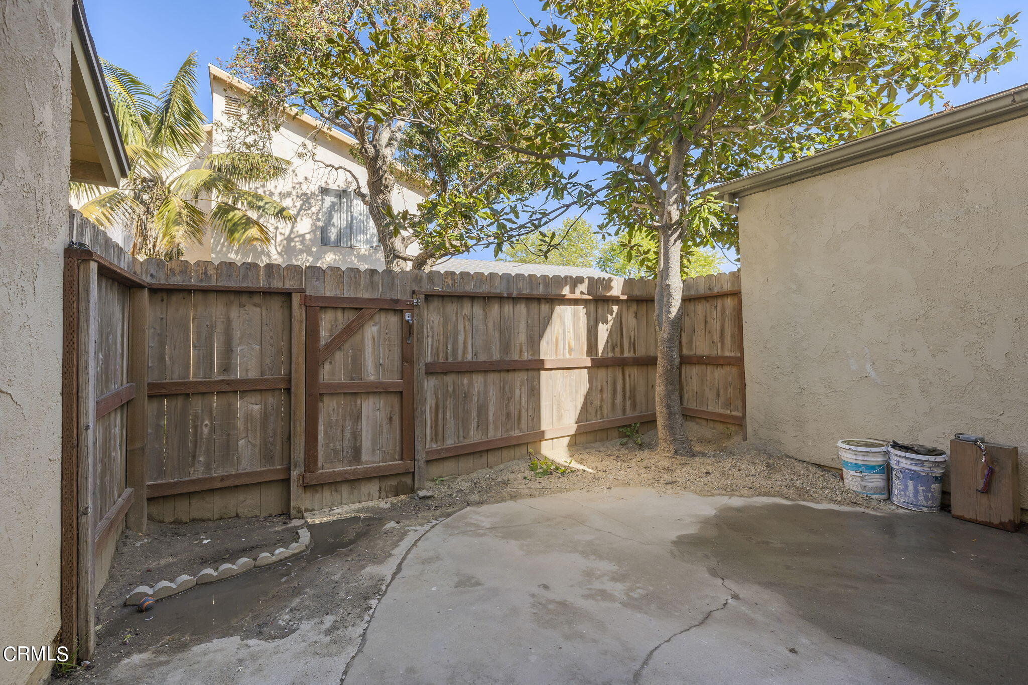 1440 Friedrich Lane, Unit C Oxnard, CA 93033 - Photo 26 of 30 a view of a backyard