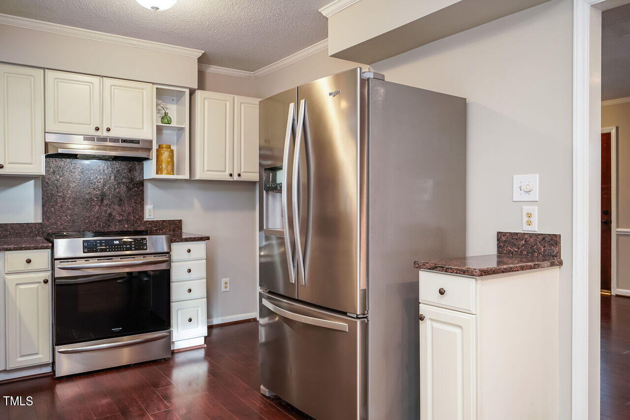 1021 Pagan Road Raleigh, NC 27603 - Photo 13 of 33 013-1280x960-kitchen