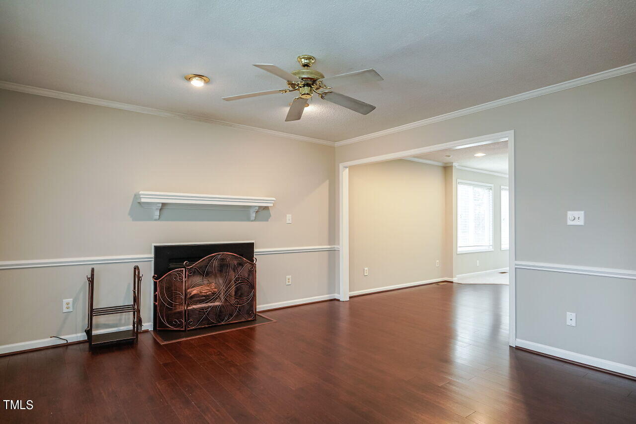 1021 Pagan Road Raleigh, NC 27603 - Photo 7 of 33 007-1280x960-family-room