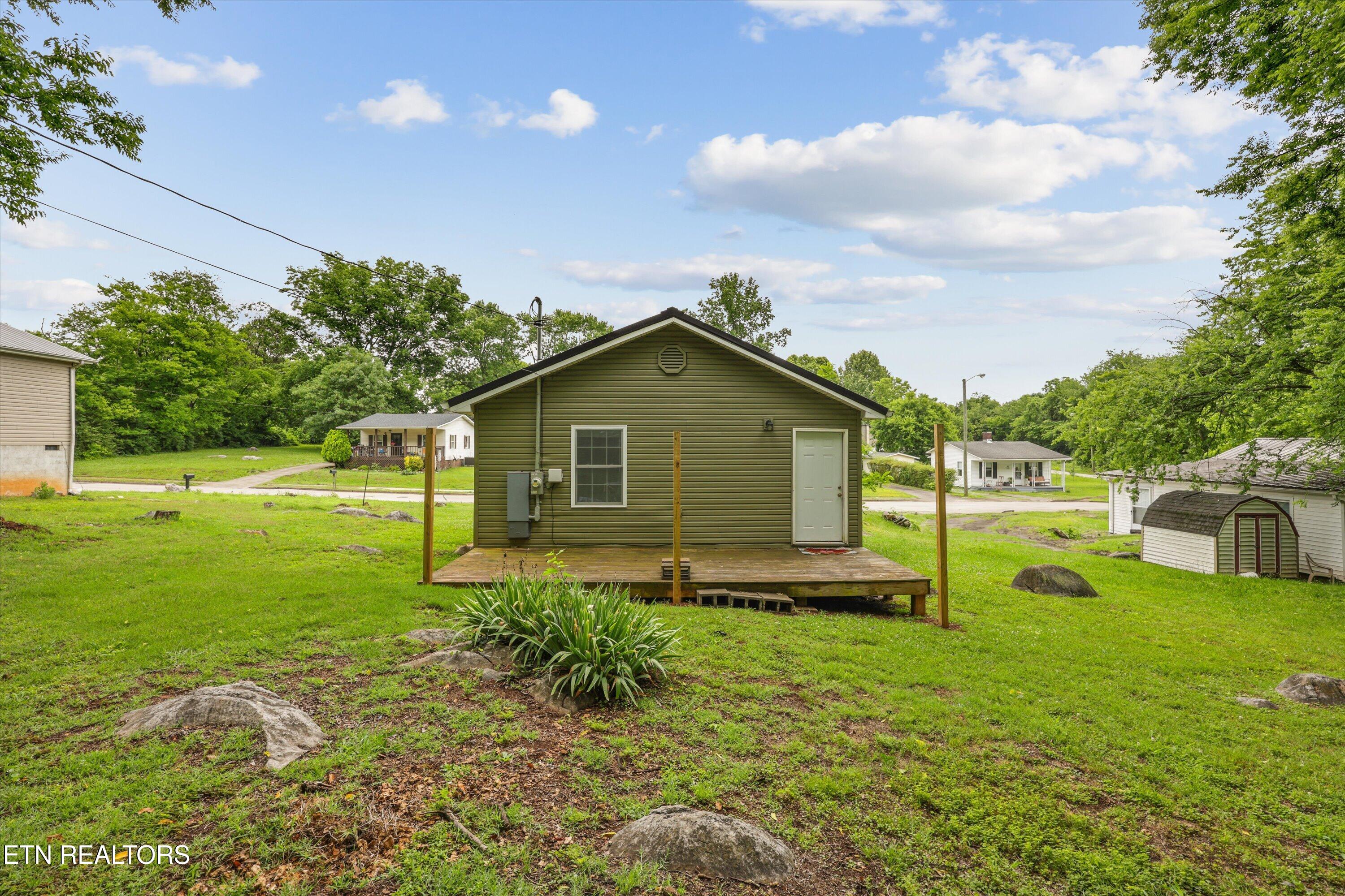 280 West Newcomen Street Alcoa, TN 37701 - Photo 27 of 28 27-280 W Newcomen St 24 - Copy