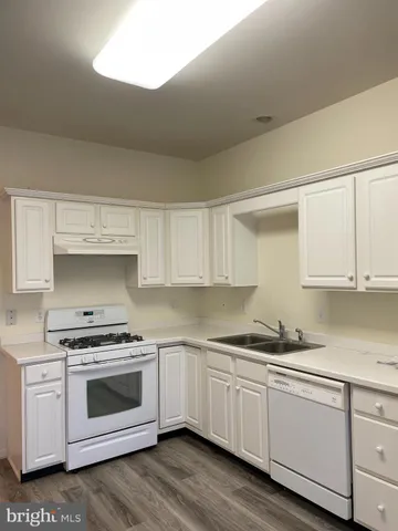 $3,600 | 107 Warwick Road, West Windsor, NJ 08550