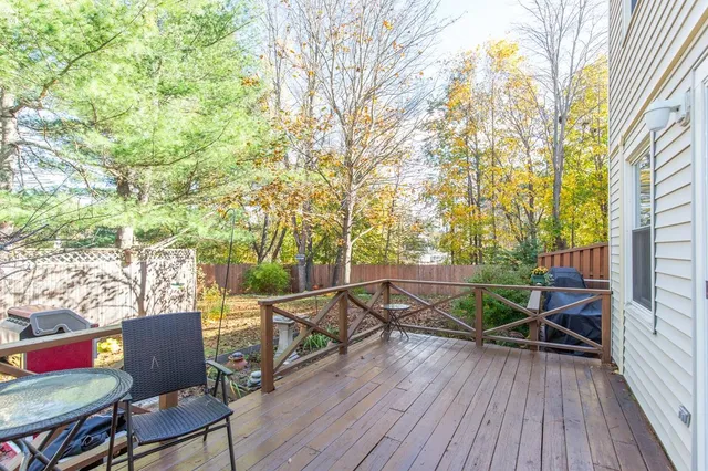 $307,500 | 129 Fisherville Road, Unit 4, Concord, NH 03303