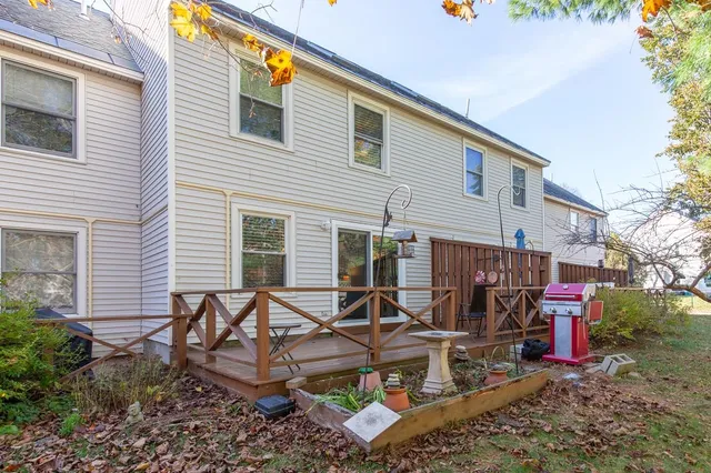 $307,500 | 129 Fisherville Road, Unit 4, Concord, NH 03303