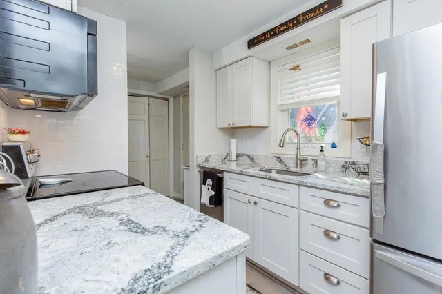 $307,500 | 129 Fisherville Road, Unit 4, Concord, NH 03303