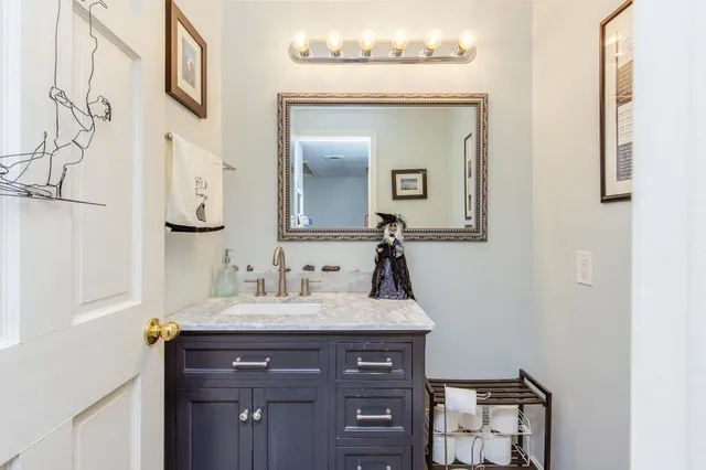 $307,500 | 129 Fisherville Road, Unit 4, Concord, NH 03303