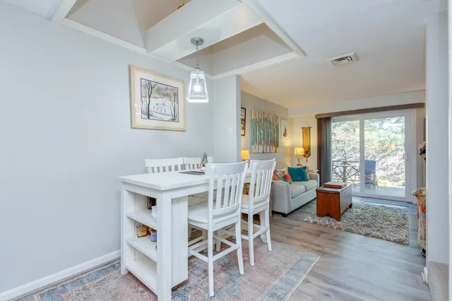 $307,500 | 129 Fisherville Road, Unit 4, Concord, NH 03303