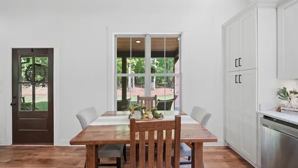 $420,000 | 171 West Bluff Road, Menlo, GA 30731