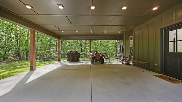 $420,000 | 171 West Bluff Road, Menlo, GA 30731