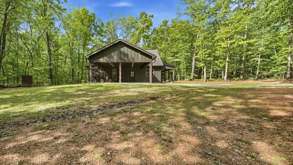 $420,000 | 171 West Bluff Road, Menlo, GA 30731