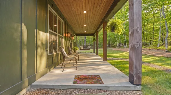 $420,000 | 171 West Bluff Road, Menlo, GA 30731