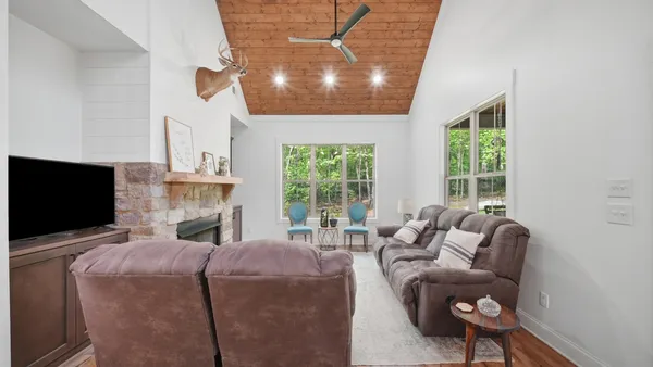 $420,000 | 171 West Bluff Road, Menlo, GA 30731