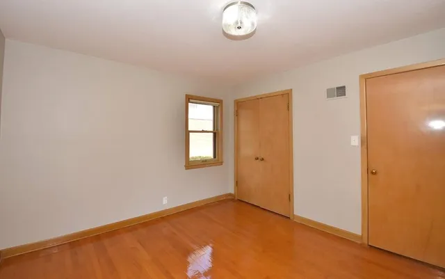 $353,900 | 10708 West York Place, Wauwatosa, WI 53222