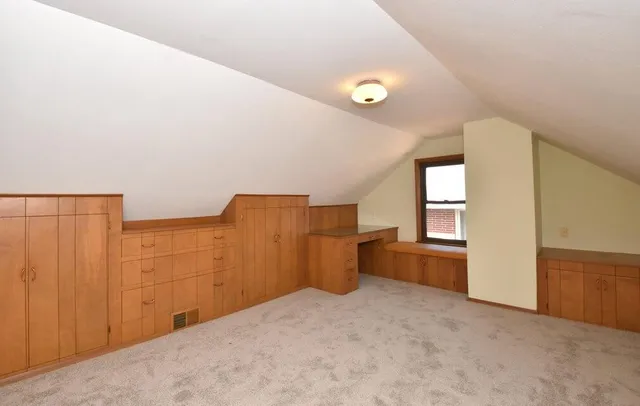 $353,900 | 10708 West York Place, Wauwatosa, WI 53222