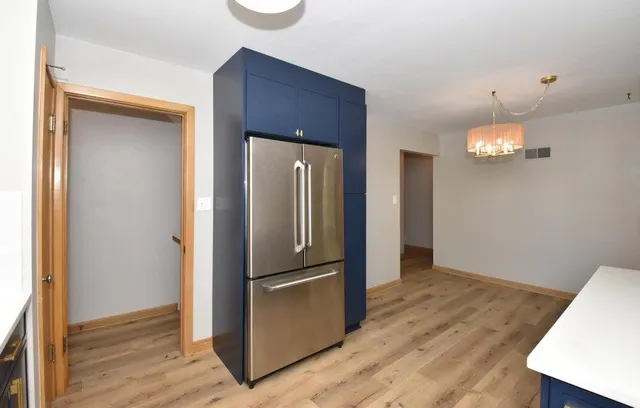 $353,900 | 10708 West York Place, Wauwatosa, WI 53222