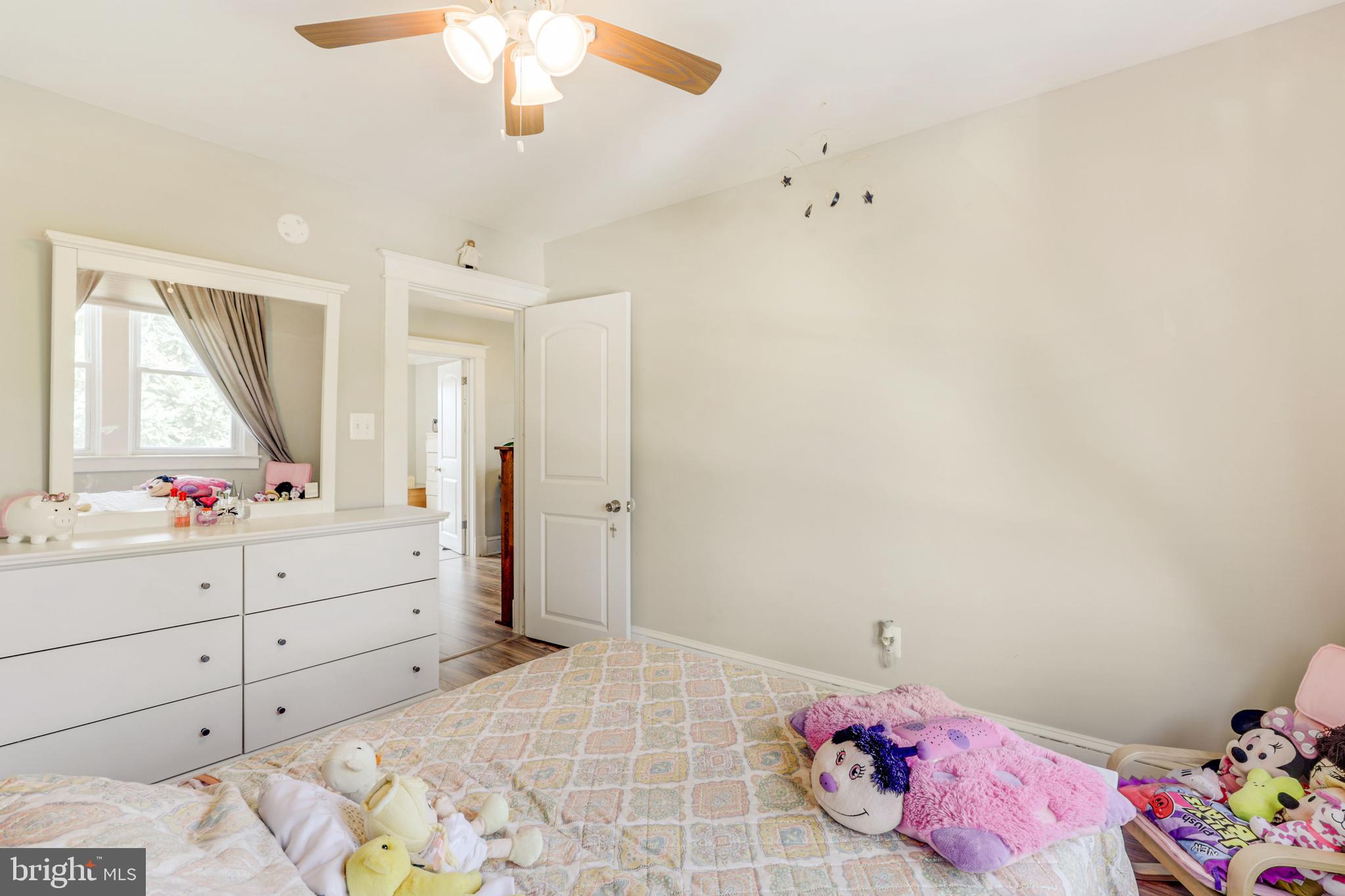 523 Elmwood Road Baltimore, MD 21206 - Photo 30 of 48 2nd Bedroom