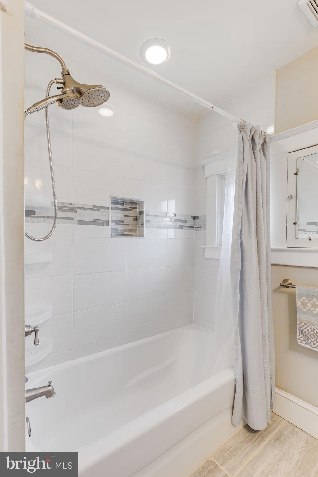 523 Elmwood Road Baltimore, MD 21206 - Photo 36 of 48 Clean, fresh, modern!