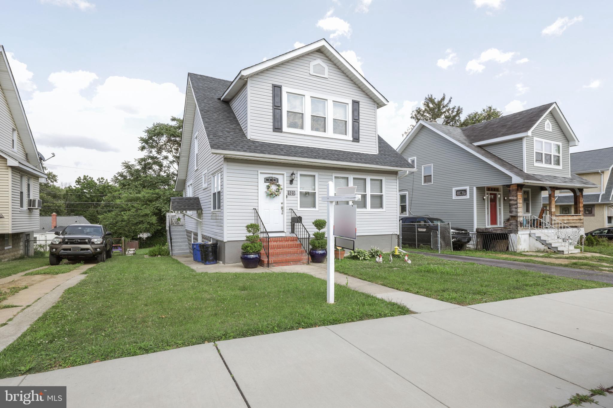 523 Elmwood Road Baltimore, MD 21206 - Photo 47 of 48 Spacious front yard with great curb appeal