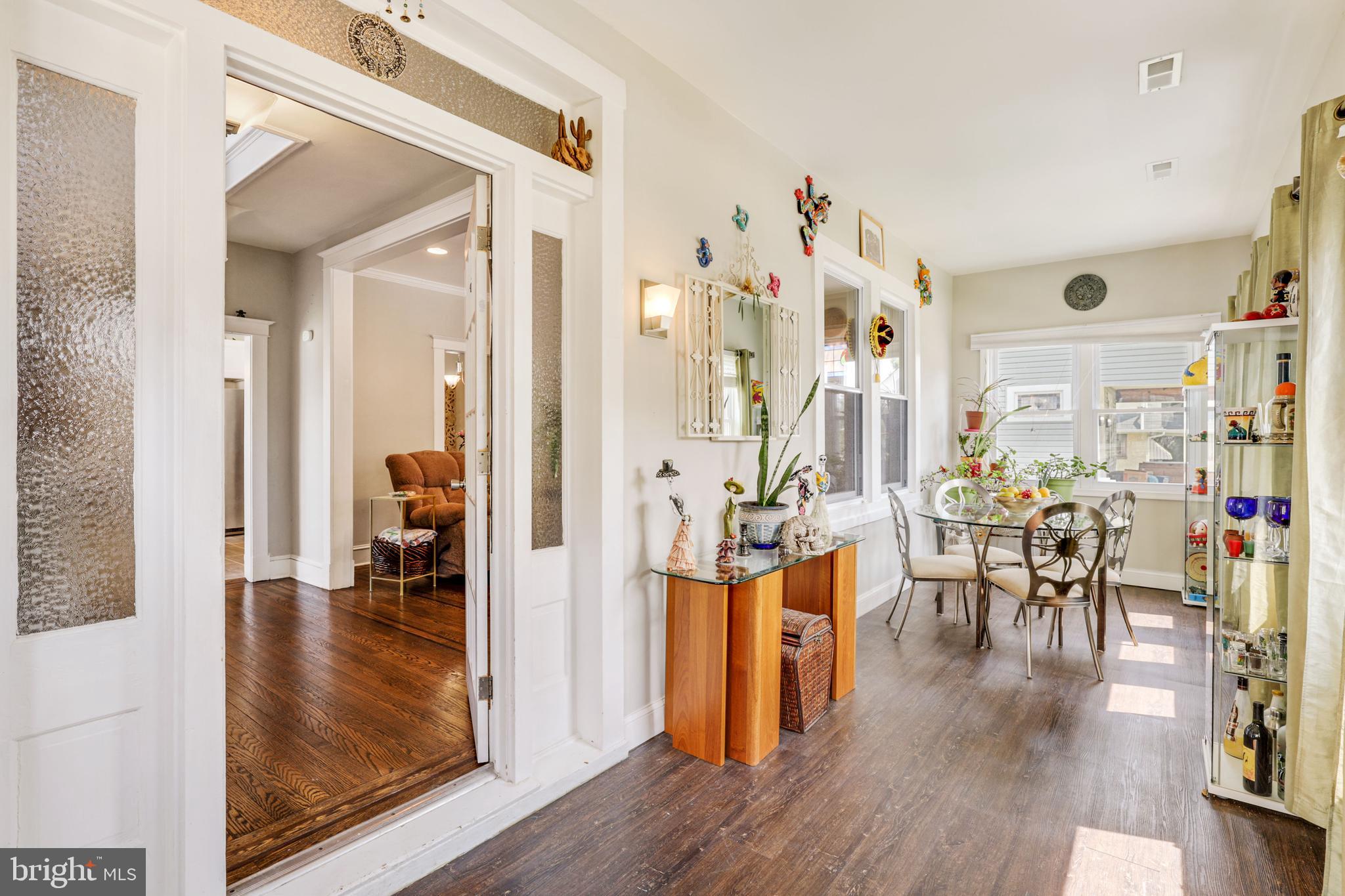 523 Elmwood Road Baltimore, MD 21206 - Photo 7 of 48 Sunporch