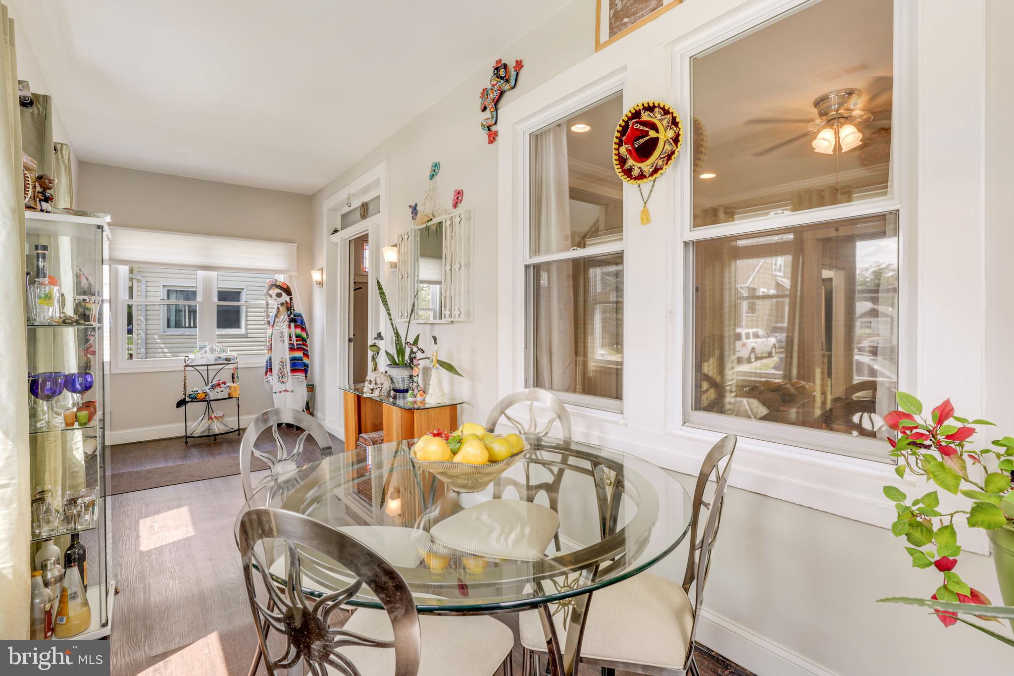 523 Elmwood Road Baltimore, MD 21206 - Photo 8 of 48 Sunporch