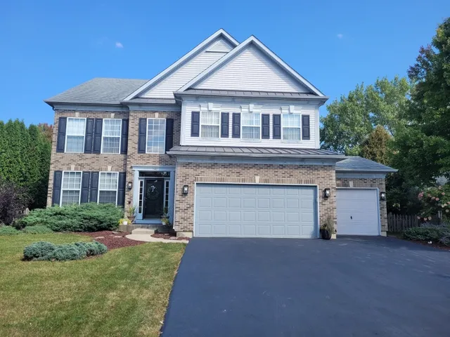$3,950 | 741 Regal Lane, Algonquin, IL 60102