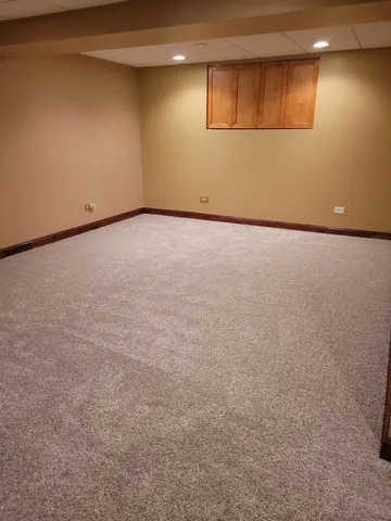 $3,950 | 741 Regal Lane, Algonquin, IL 60102