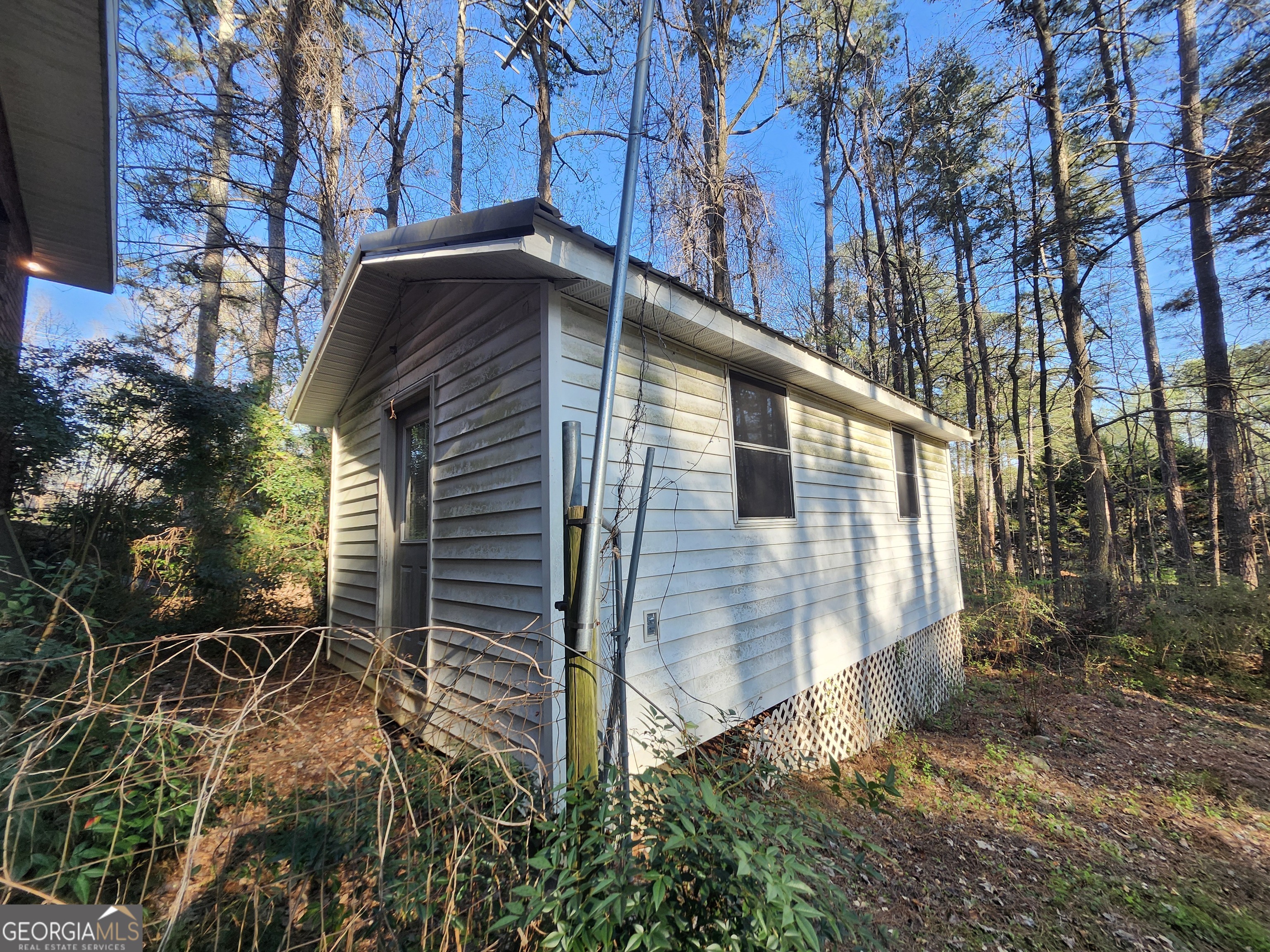 881 Rockbridge Road Southwest Lilburn, GA 30047 - Photo 32 of 44