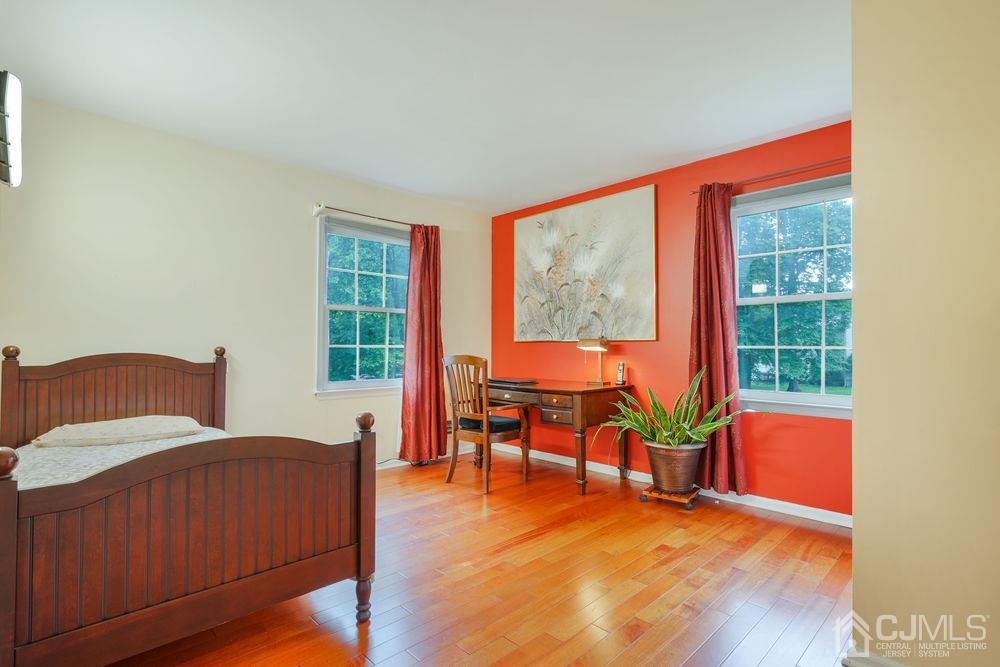 25 Dundee Road Kendall Park, NJ 08824 - Photo 22 of 37 Gallery Image 22