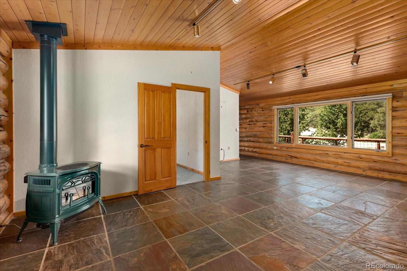 12600 Coyote Valley Road Salida, CO 81201 - Photo 17 of 49