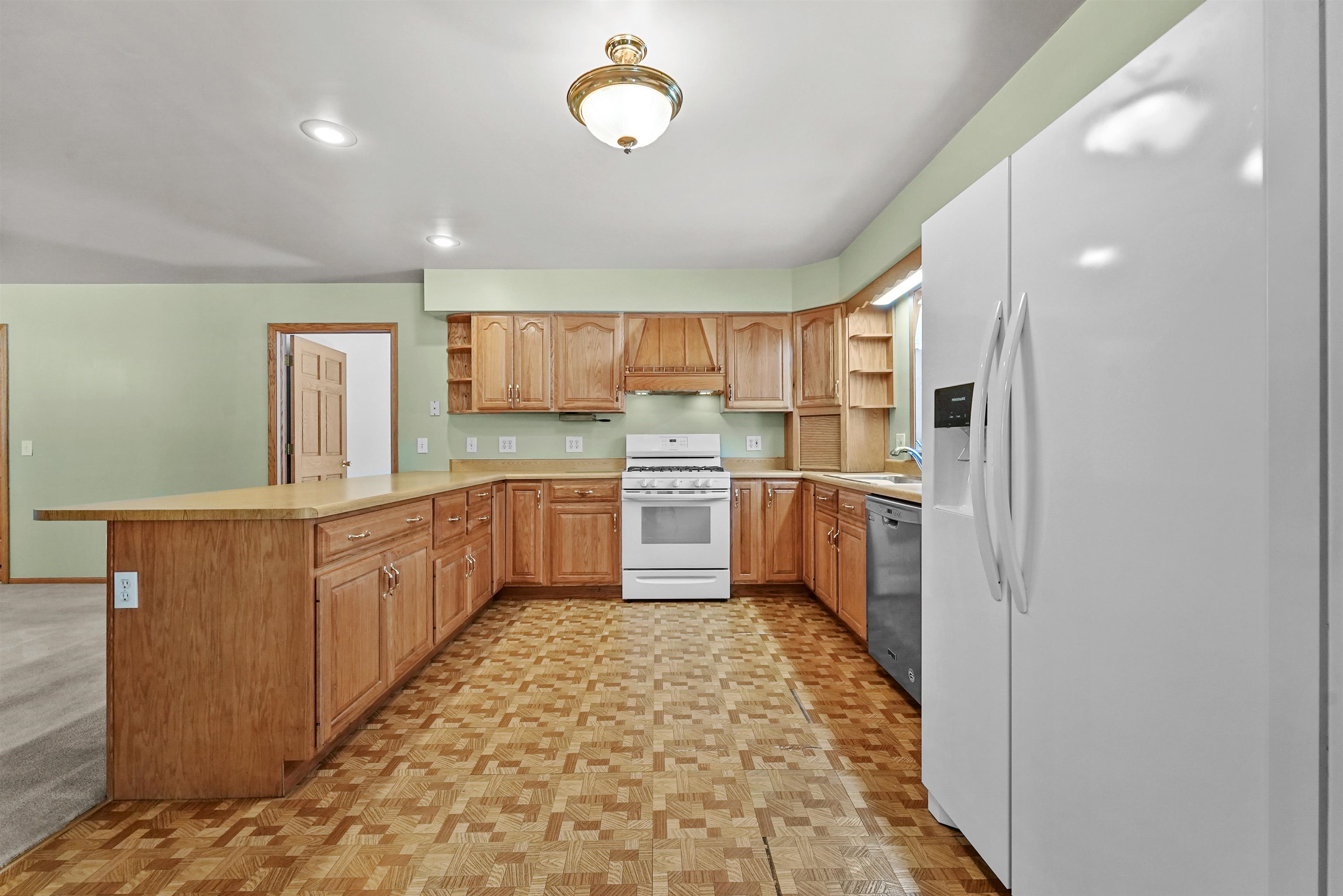 6224 South Seeley Road Cadillac, MI 49601 - Photo 18 of 52 1931403-568bb922-70d0-460c-839e-2de49828e5d2.JPG