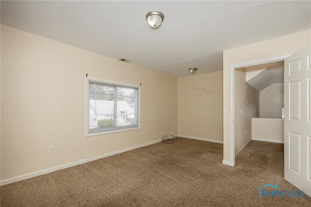 4554 Douglas Road Toledo, OH 43613 - Photo 12 of 21 Photo 20