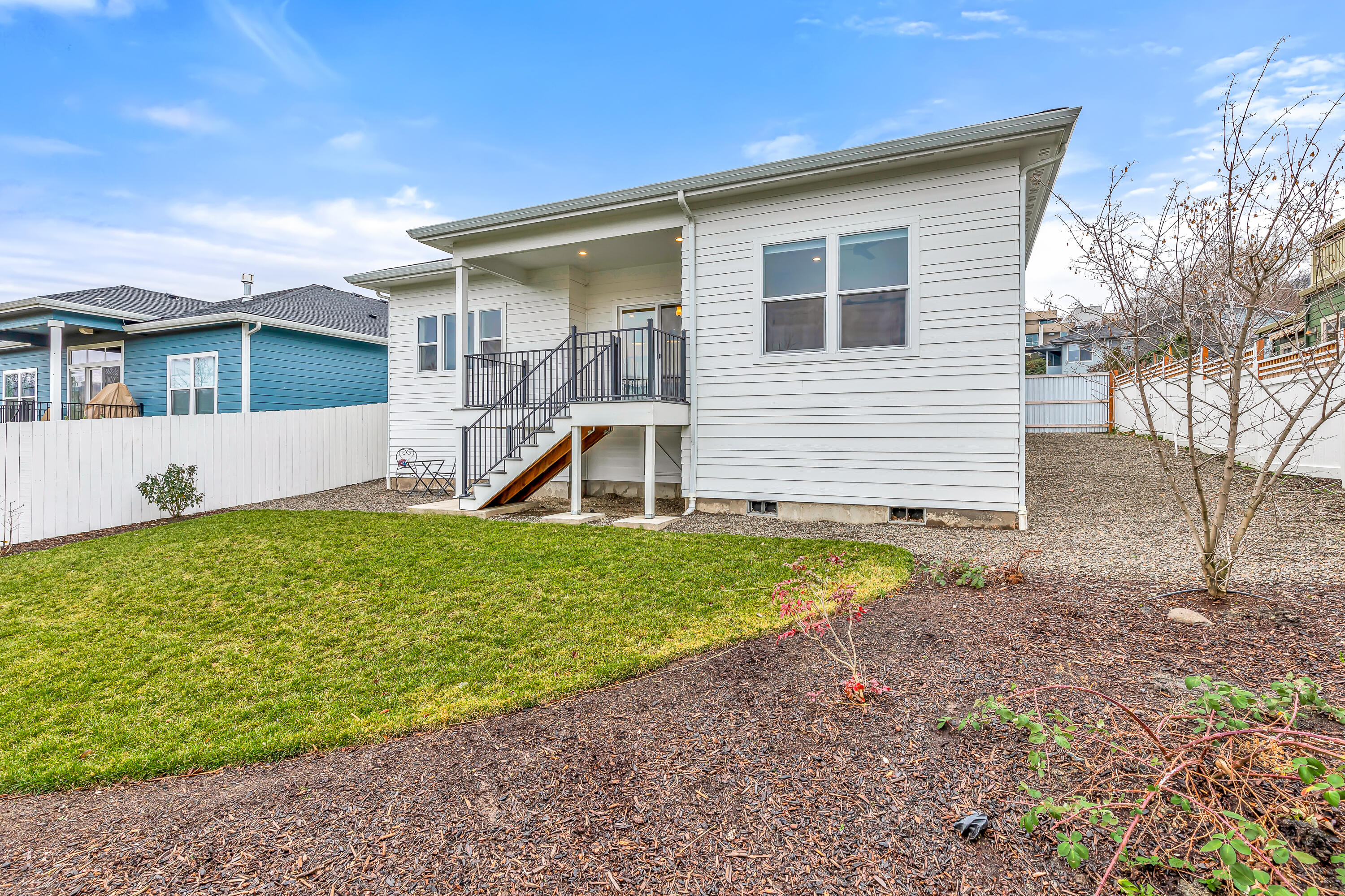 395 Randy Street Ashland, OR 97520 - Photo 33 of 35 395 Randy Street, Ashland, OR 97520