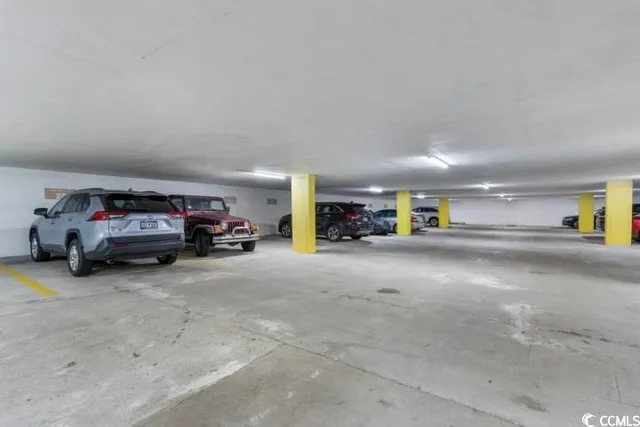 $274,900 | 400 20th Avenue North, Unit 906, Myrtle Beach, SC 29577