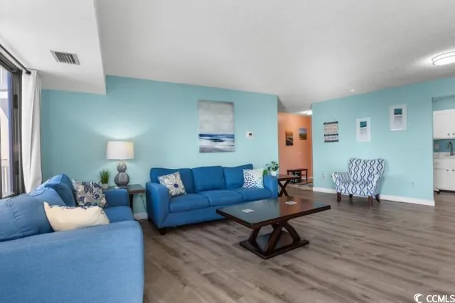 $274,900 | 400 20th Avenue North, Unit 906, Myrtle Beach, SC 29577